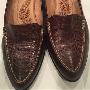 Sofft  Brown Leather Pump w/Crocodile Top Sz 8 1/2